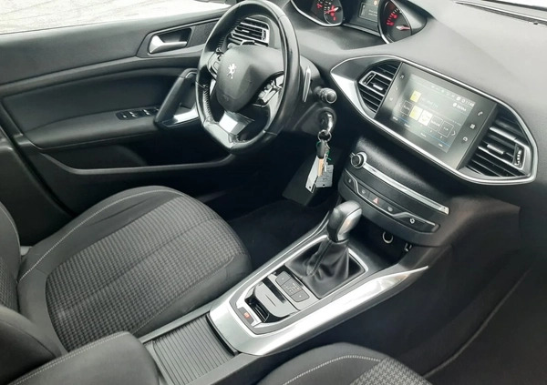 Peugeot 308 cena 51600 przebieg: 112000, rok produkcji 2019 z Kisielice małe 562